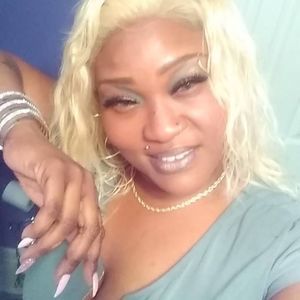 Meet your Posher, Brenda